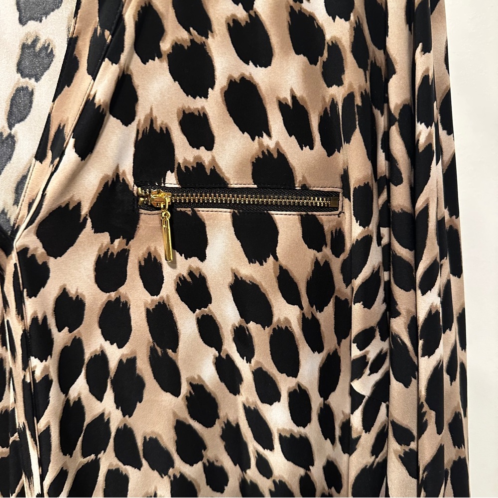 INC International Concepts Beige and Black Leopard Print Blouse with Zip Pockets - Picture 3 of 8